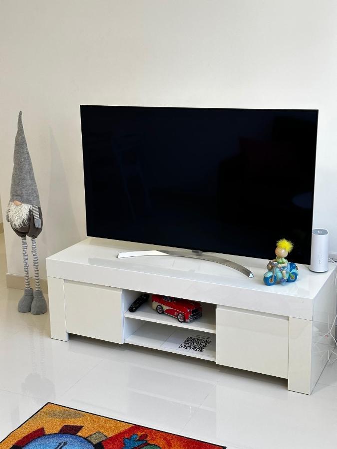 Magnificent And New Apartment In Playa San Juan غيا ذي إسورا المظهر الخارجي الصورة